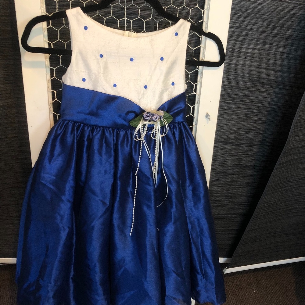 Children's dress